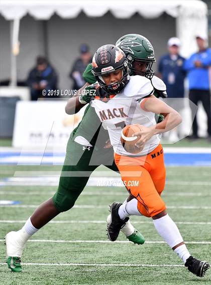 Thumbnail 2 in McClymonds vs. Pacifica (CIF State DIV 2A Championship Final) photogallery.