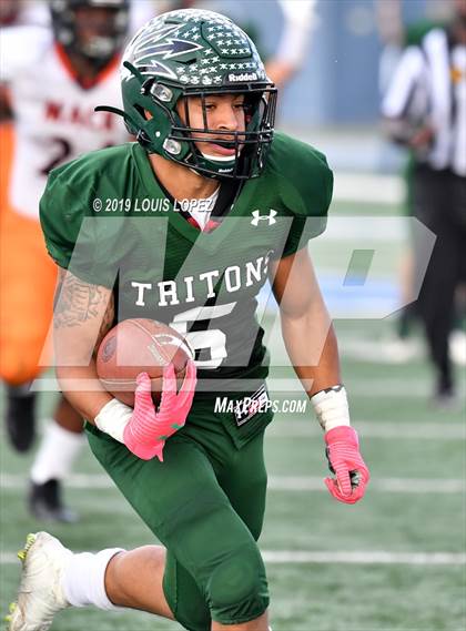 Thumbnail 1 in McClymonds vs. Pacifica (CIF State DIV 2A Championship Final) photogallery.