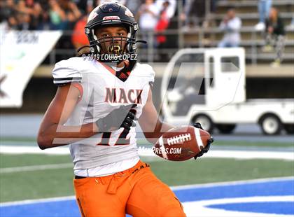 Thumbnail 3 in McClymonds vs. Pacifica (CIF State DIV 2A Championship Final) photogallery.