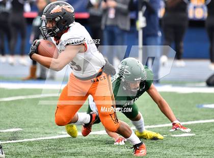 Thumbnail 2 in McClymonds vs. Pacifica (CIF State DIV 2A Championship Final) photogallery.