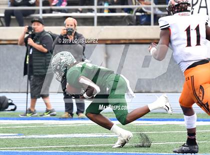 Thumbnail 2 in McClymonds vs. Pacifica (CIF State DIV 2A Championship Final) photogallery.