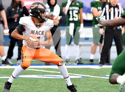 Thumbnail 1 in McClymonds vs. Pacifica (CIF State DIV 2A Championship Final) photogallery.