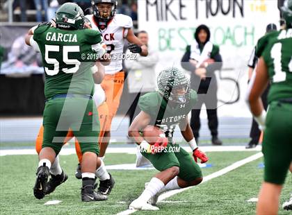 Thumbnail 2 in McClymonds vs. Pacifica (CIF State DIV 2A Championship Final) photogallery.