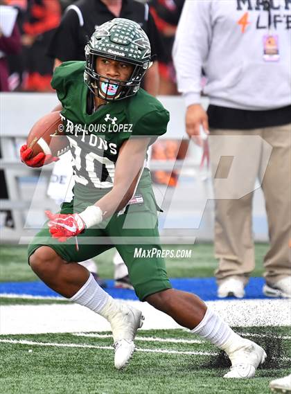 Thumbnail 3 in McClymonds vs. Pacifica (CIF State DIV 2A Championship Final) photogallery.