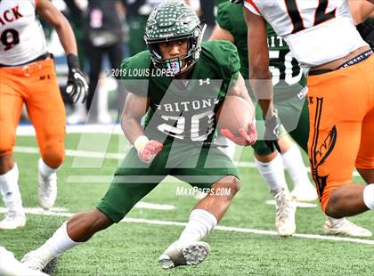 Thumbnail 2 in McClymonds vs. Pacifica (CIF State DIV 2A Championship Final) photogallery.