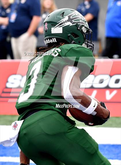 Thumbnail 3 in McClymonds vs. Pacifica (CIF State DIV 2A Championship Final) photogallery.