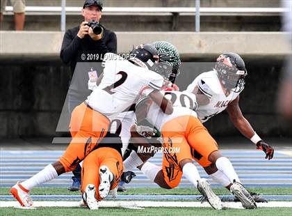 Thumbnail 3 in McClymonds vs. Pacifica (CIF State DIV 2A Championship Final) photogallery.