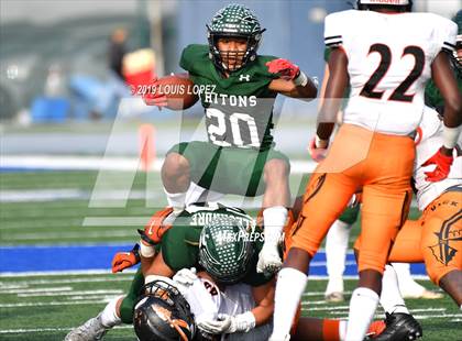 Thumbnail 3 in McClymonds vs. Pacifica (CIF State DIV 2A Championship Final) photogallery.