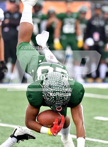 Thumbnail 3 in McClymonds vs. Pacifica (CIF State DIV 2A Championship Final) photogallery.