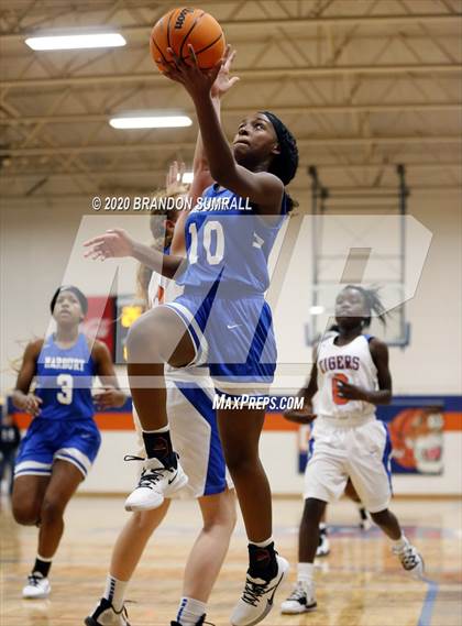 Thumbnail 1 in Marbury @ Chilton County photogallery.