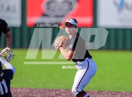Thumbnail 3 in Southmoore @ Mustang photogallery.