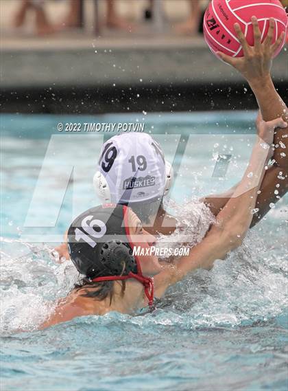 Thumbnail 3 in Etiwanda vs Chino Hills (Don Lugo Classic) photogallery.
