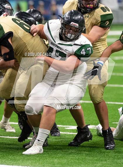 Thumbnail 3 in Southwest vs Southwest Legacy photogallery.