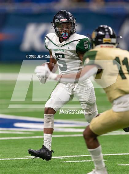Thumbnail 3 in Southwest vs Southwest Legacy photogallery.