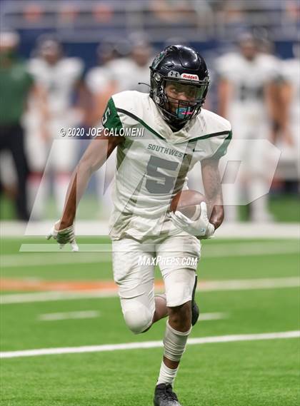 Thumbnail 3 in Southwest vs Southwest Legacy photogallery.