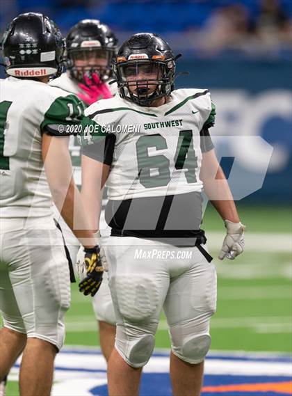 Thumbnail 3 in Southwest vs Southwest Legacy photogallery.