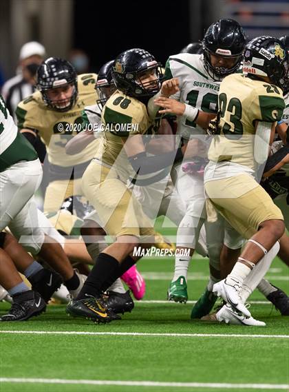 Thumbnail 3 in Southwest vs Southwest Legacy photogallery.