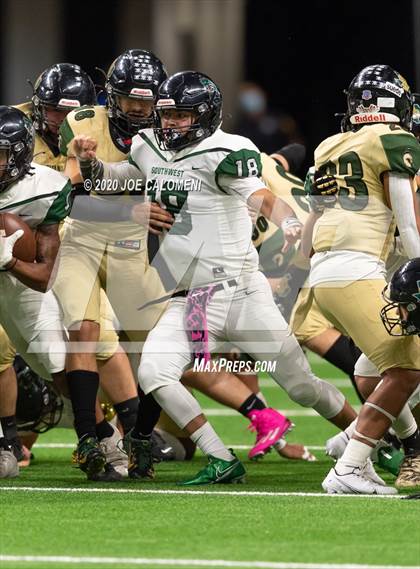 Thumbnail 3 in Southwest vs Southwest Legacy photogallery.