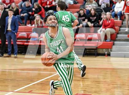 Thumbnail 1 in Yorktown @ New Palestine photogallery.