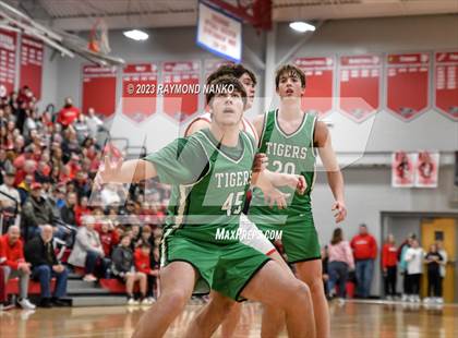 Thumbnail 3 in Yorktown @ New Palestine photogallery.