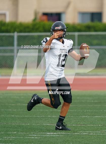 Thumbnail 2 in Foothill @ Tustin photogallery.