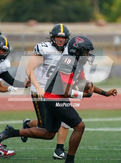 Thumbnail 1 in Foothill @ Tustin photogallery.