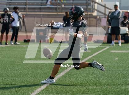 Thumbnail 2 in Foothill @ Tustin photogallery.