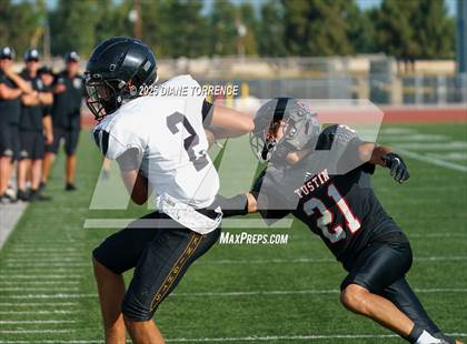 Thumbnail 2 in Foothill @ Tustin photogallery.