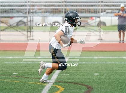 Thumbnail 3 in Foothill @ Tustin photogallery.