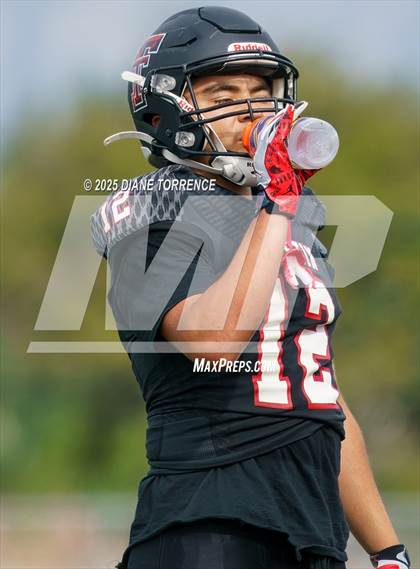 Thumbnail 2 in Foothill @ Tustin photogallery.