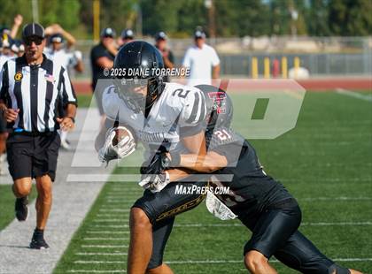 Thumbnail 1 in Foothill @ Tustin photogallery.