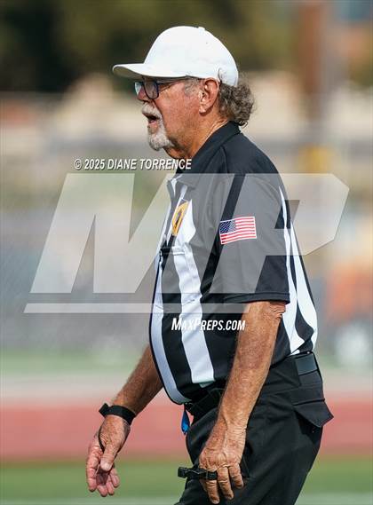 Thumbnail 2 in Foothill @ Tustin photogallery.