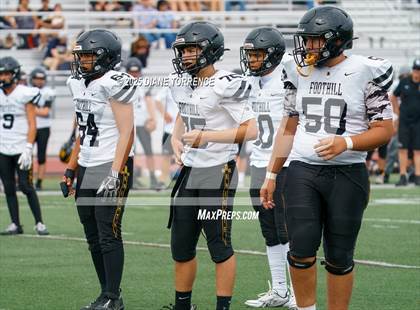 Thumbnail 2 in Foothill @ Tustin photogallery.
