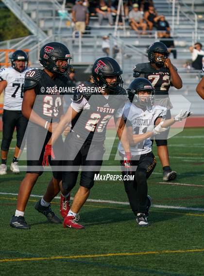Thumbnail 2 in Foothill @ Tustin photogallery.