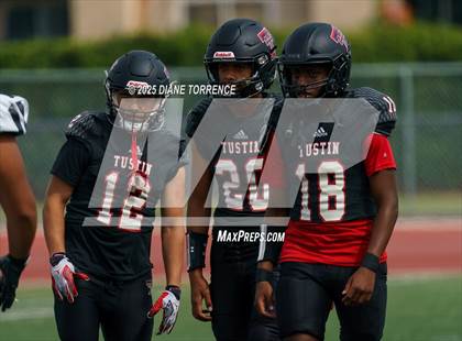 Thumbnail 2 in Foothill @ Tustin photogallery.