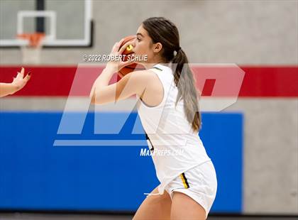 Thumbnail 3 in Granite Bay v Del Oro (Folsom-Vista Winter Classic) photogallery.