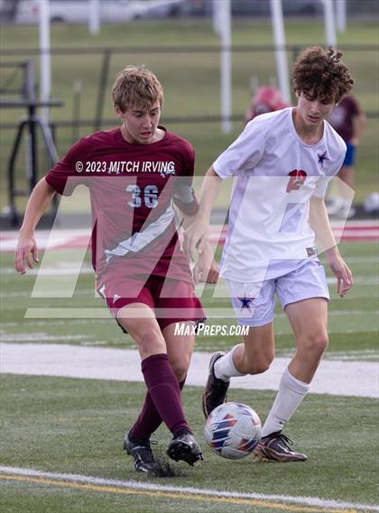 Thumbnail 3 in Western Boone vs. Danville photogallery.