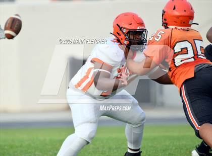 Thumbnail 2 in Leesburg (Orange/Black Spring Scrimmage) photogallery.