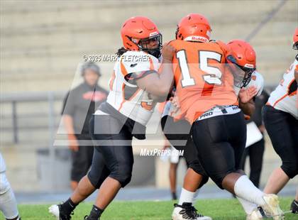 Thumbnail 1 in Leesburg (Orange/Black Spring Scrimmage) photogallery.