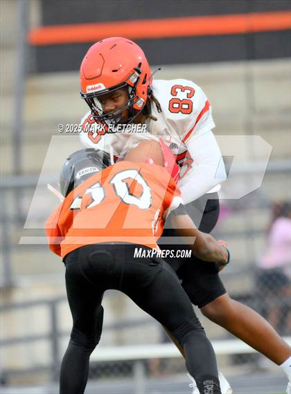 Thumbnail 1 in Leesburg (Orange/Black Spring Scrimmage) photogallery.