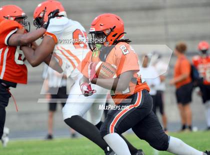 Thumbnail 1 in Leesburg (Orange/Black Spring Scrimmage) photogallery.