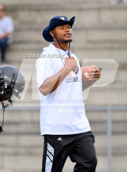 Thumbnail 2 in Leesburg (Orange/Black Spring Scrimmage) photogallery.
