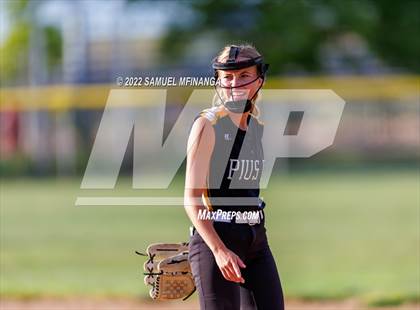 Thumbnail 2 in Fillmore Central @ Pius X photogallery.
