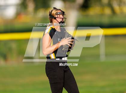 Thumbnail 3 in Fillmore Central @ Pius X photogallery.
