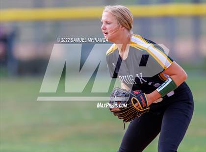 Thumbnail 3 in Fillmore Central @ Pius X photogallery.