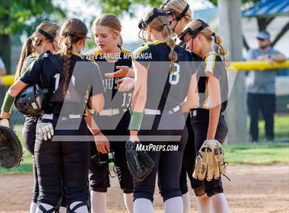 Thumbnail 3 in Fillmore Central @ Pius X photogallery.