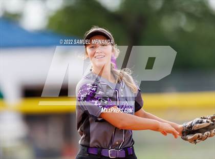 Thumbnail 2 in Fillmore Central @ Pius X photogallery.