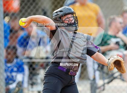 Thumbnail 2 in Fillmore Central @ Pius X photogallery.