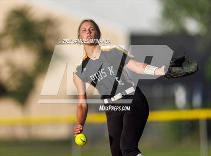 Thumbnail 1 in Fillmore Central @ Pius X photogallery.
