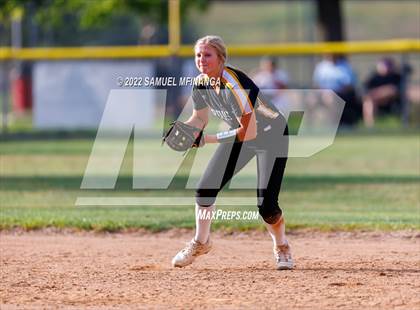 Thumbnail 1 in Fillmore Central @ Pius X photogallery.